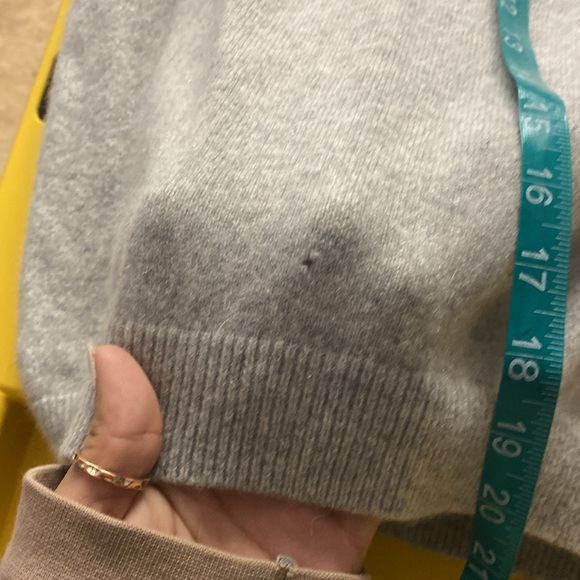 REFORMATION REPURPOSED SWEATER SIZE SMALL - Picture 8 of 8